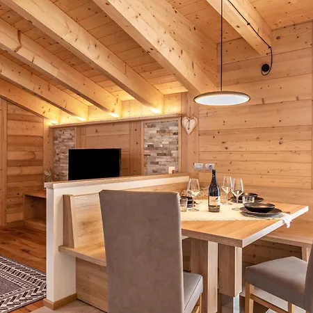 Luxury Apartment Majon De Rita Vigo di Fassa Esterno foto