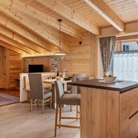 Luxury Apartment Majon De Rita Vigo di Fassa Esterno foto